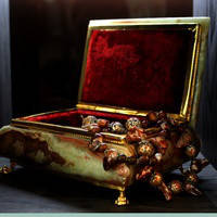 Шкатулки,кейси