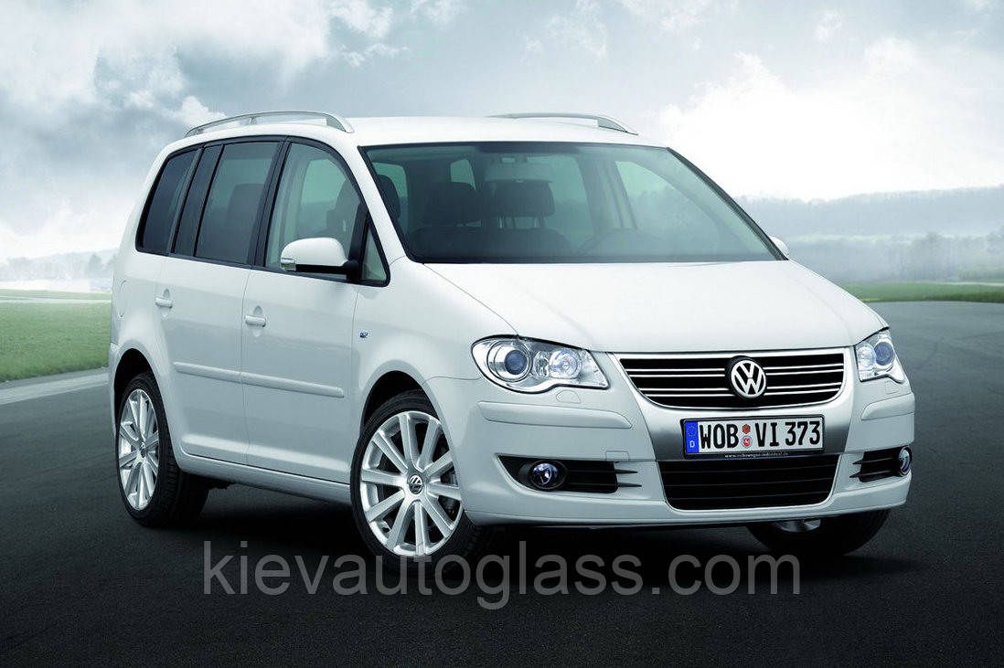 Лобове скло на Volkswagen Touran 2003-14 г.в., фото 1