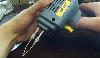 Клейові пістолети