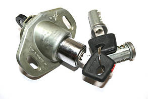 Замок багажника 1119 із личинками