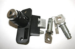 Замок багажника 2108, 2109, 2113, 2114 (чорний) з личинками Оріїгнал 2108-6305010 (замки ляди та дверей)