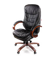 Мягкое кожаное кресло для руководителя с деревянными подлокотниками ВАЛЕНСИЯ SOFT EX MB черный