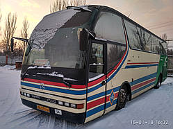 Mercedes O 404 R 15 Ayats Atlas лобове скло з двох частин (верх + низ) на території фірми