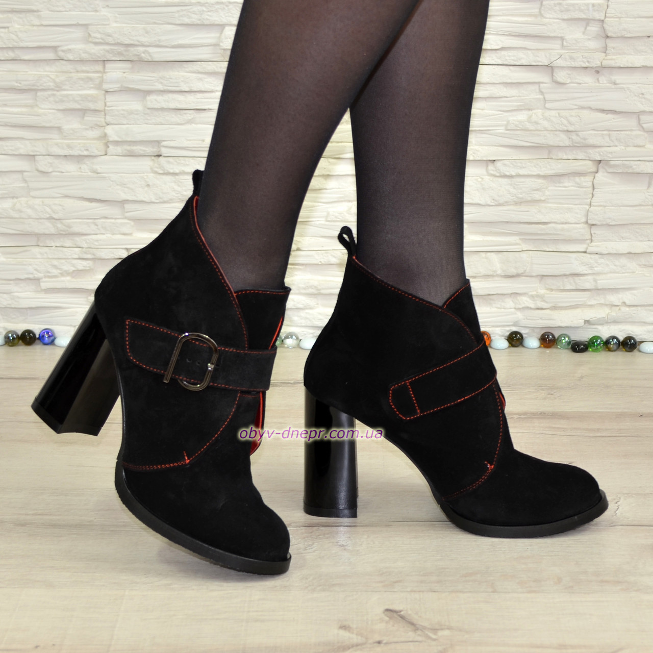 Черевики чорні жіночі замшеві на стійкому каблуці, фото 1