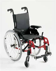 Полегшена дитяча коляска Action 3 NG Junior Invacare