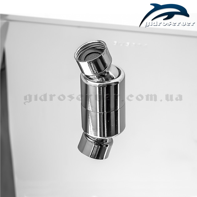 Насадка для верхнього душу LN-251 квадратна з габаритами 250 на 250 мм.