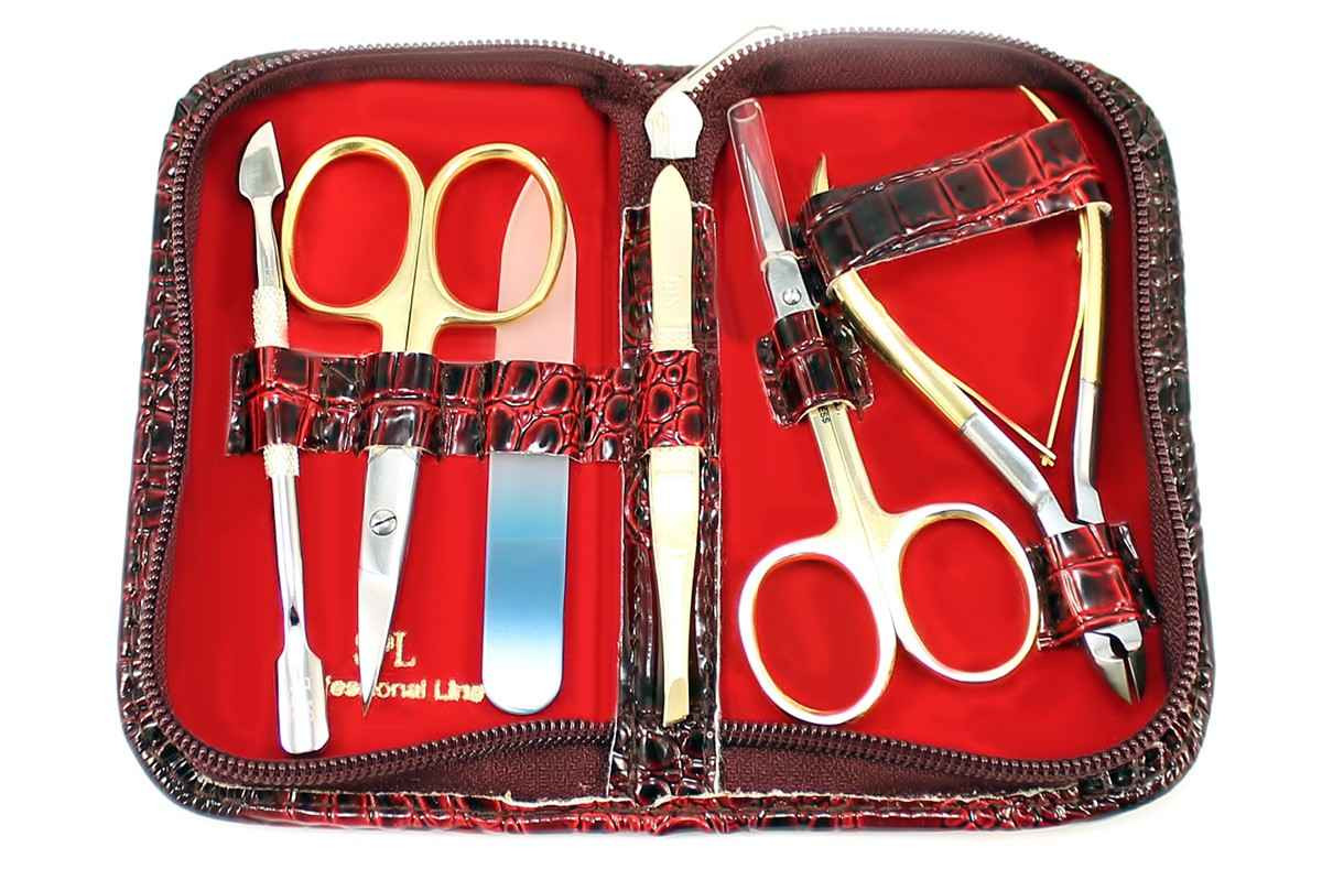 Манікюрний набір SPL 77109