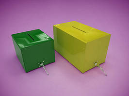 Коробка для продажу з кольорового акрилу із замком 300х200х150 мм