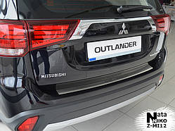 Накладка на задній бампер із загином Mitsubishi Outlander 2016-2022