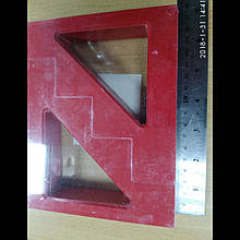 Ізолятор 450A 9 кВ 4x30mm 27,5х17,5х16,5mm