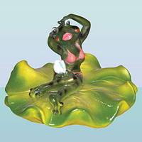 Садовая фигура, скульптура для сада Жаба на лилии (М)