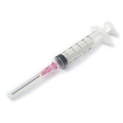 Шприц 3-х компонентний ANGELMED 5 мл з 2 голками 22G 0,7х40 мм та 23G 0,6х30/120 шт уп