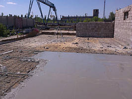 Маяки устанавливались и с помощью нивелира, и с помощью лазерного уровня.