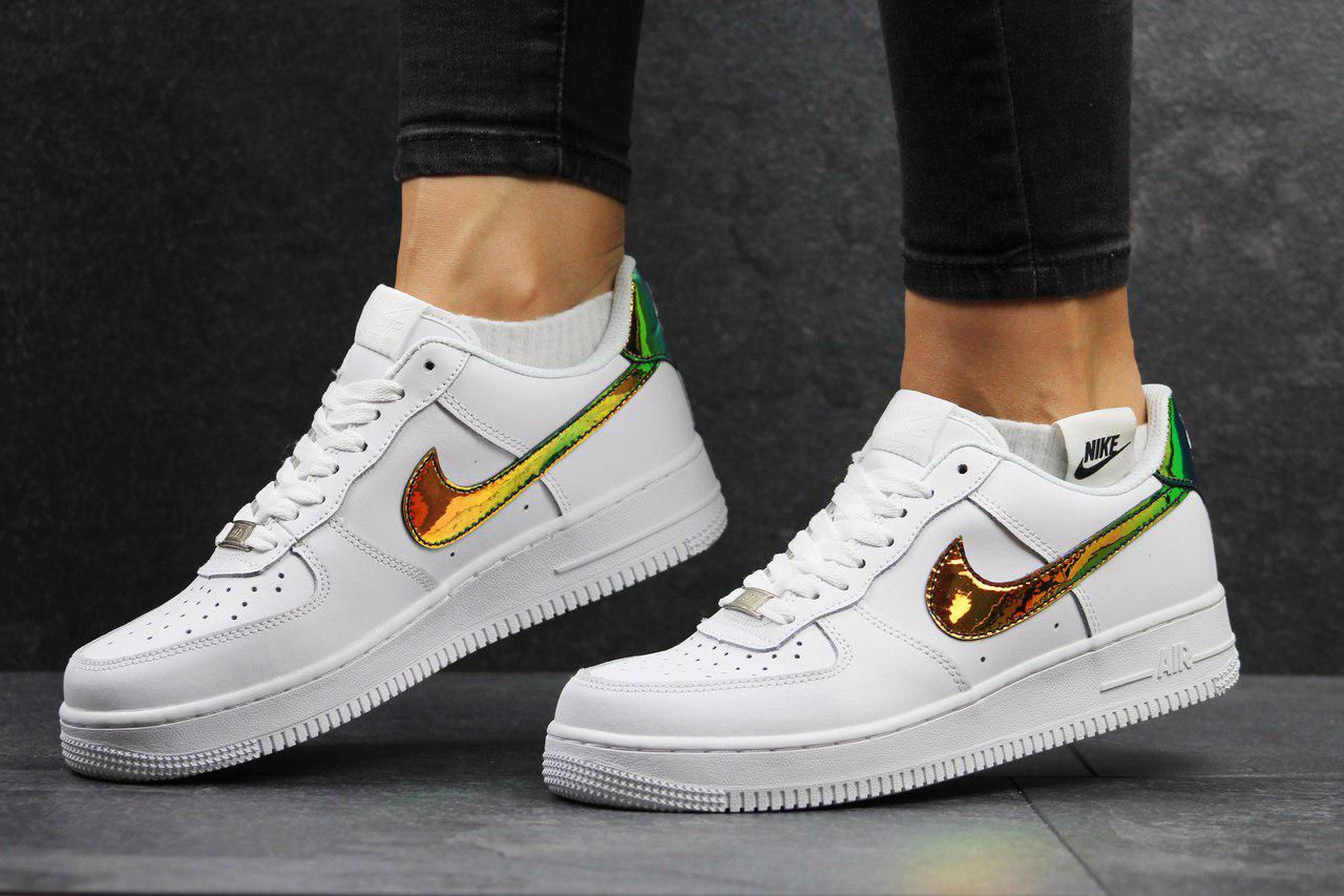 Жіночі кросівки Nike Air Force (білі з золотом), ТОП-репліка