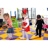 Модульний підлогу для дитячої – безпечно і барвисто.