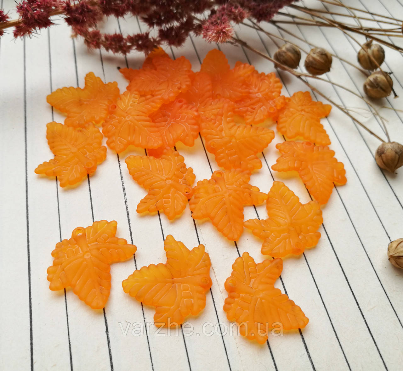 Намистина помаранчевий листочок, 19 х 19 х мм, 500 г/упаковка