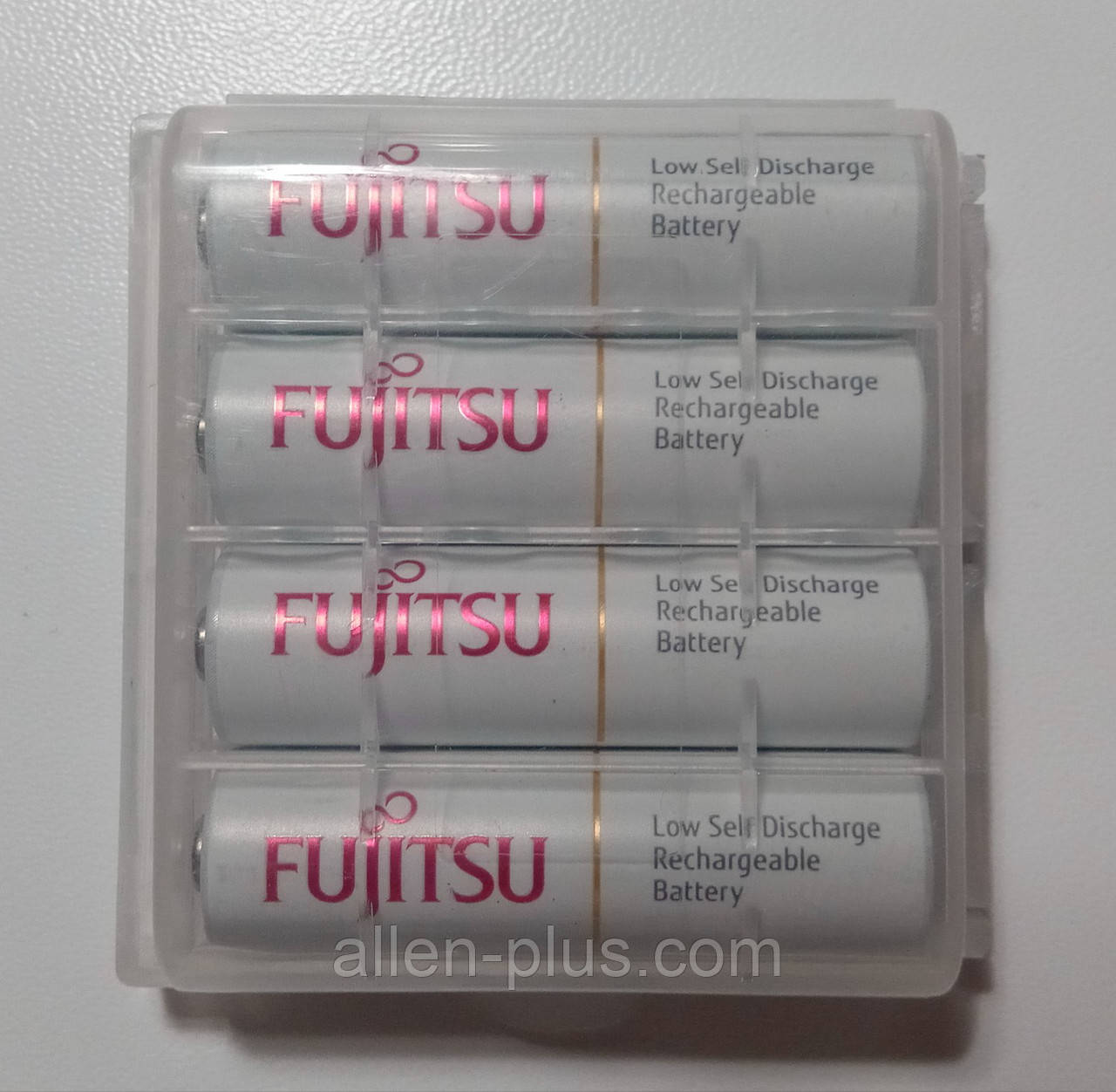 Комплект акумуляторів (4 шт) Fujitsu AA 1,2 V (min 1900 mAh) HR-3UTC Ni-MH Японія
