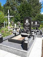 Гранитный памятник (Образец 753) 1
