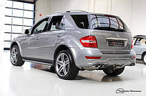 Mercedes-Benz ML63 AMG "10th Anniversary Edition"