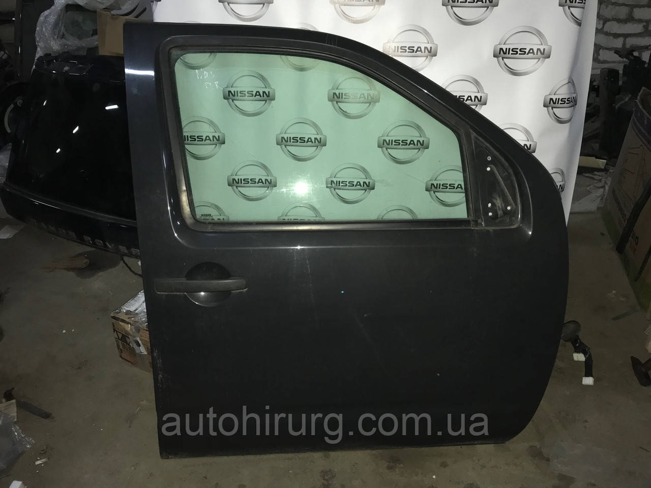 Двері передні праваnissan navara d40