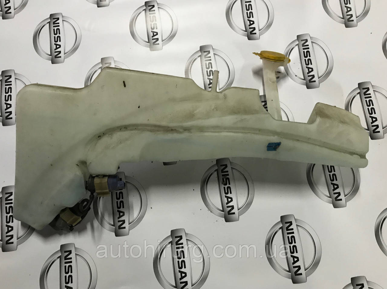 Бачок омивача Nissan Navara D40 28910EB500