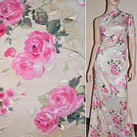 Шифон орарі золотистий з червоними трояндами ш.150