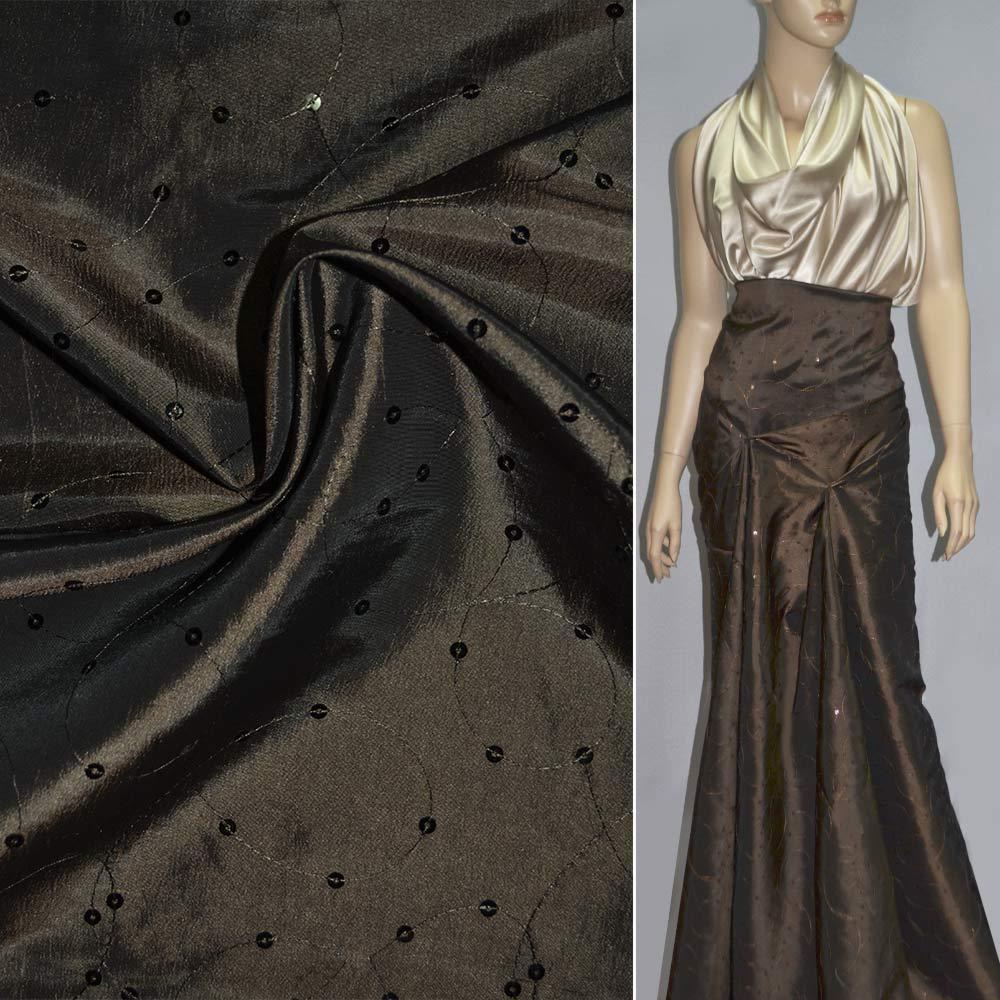 Тафта коричнева світла з вишивкою