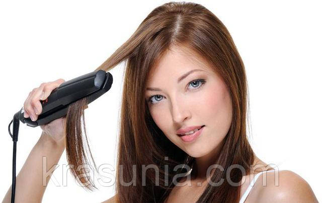 Випрямлення волосся за допомогою прасування
