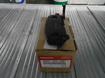 Гальмівні колодки задні Acura MDX 43022-STX-A01