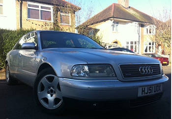 Розбирання AUDI A8 D2 автошрот