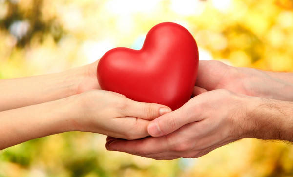 Любите на здоров'я! 7 корисних властивостей любові