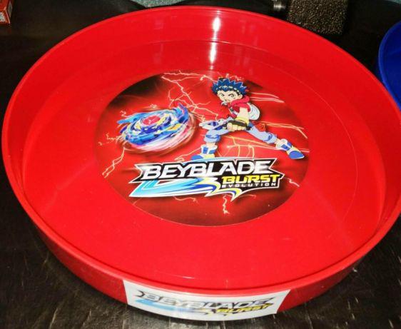 Арена beyblade 335 мм