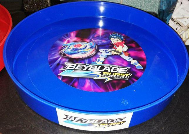 Набір Beyblade з ареною+Блейд на вибір