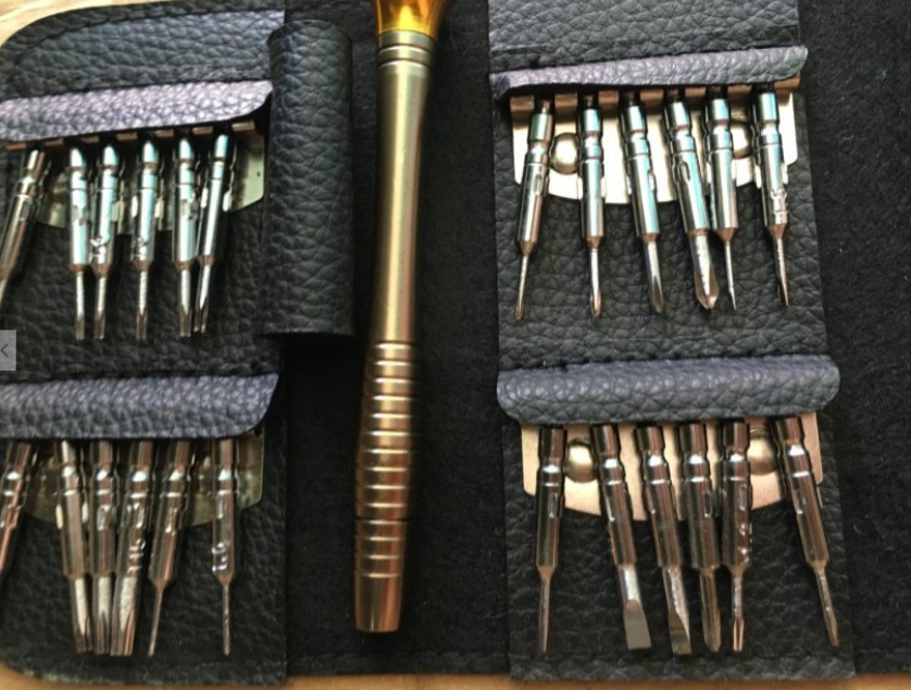 Набір викруток в чохлі 25 од для ремонту смартфонів,ноутбуків