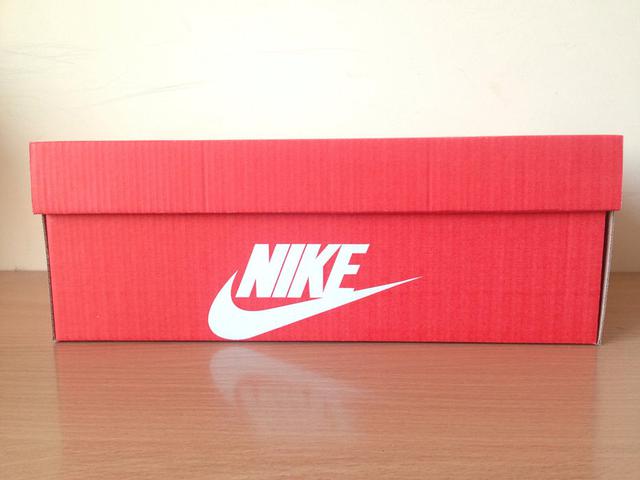 Коробка Nike