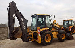 Екскаватор-навантажувач Volvo BL 71 2008 рік