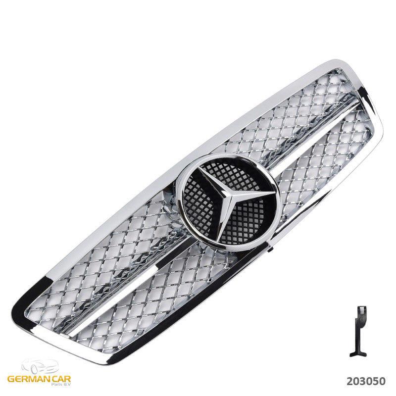 Решетка радиатора Mercedes W203 стиль AMG (хром)