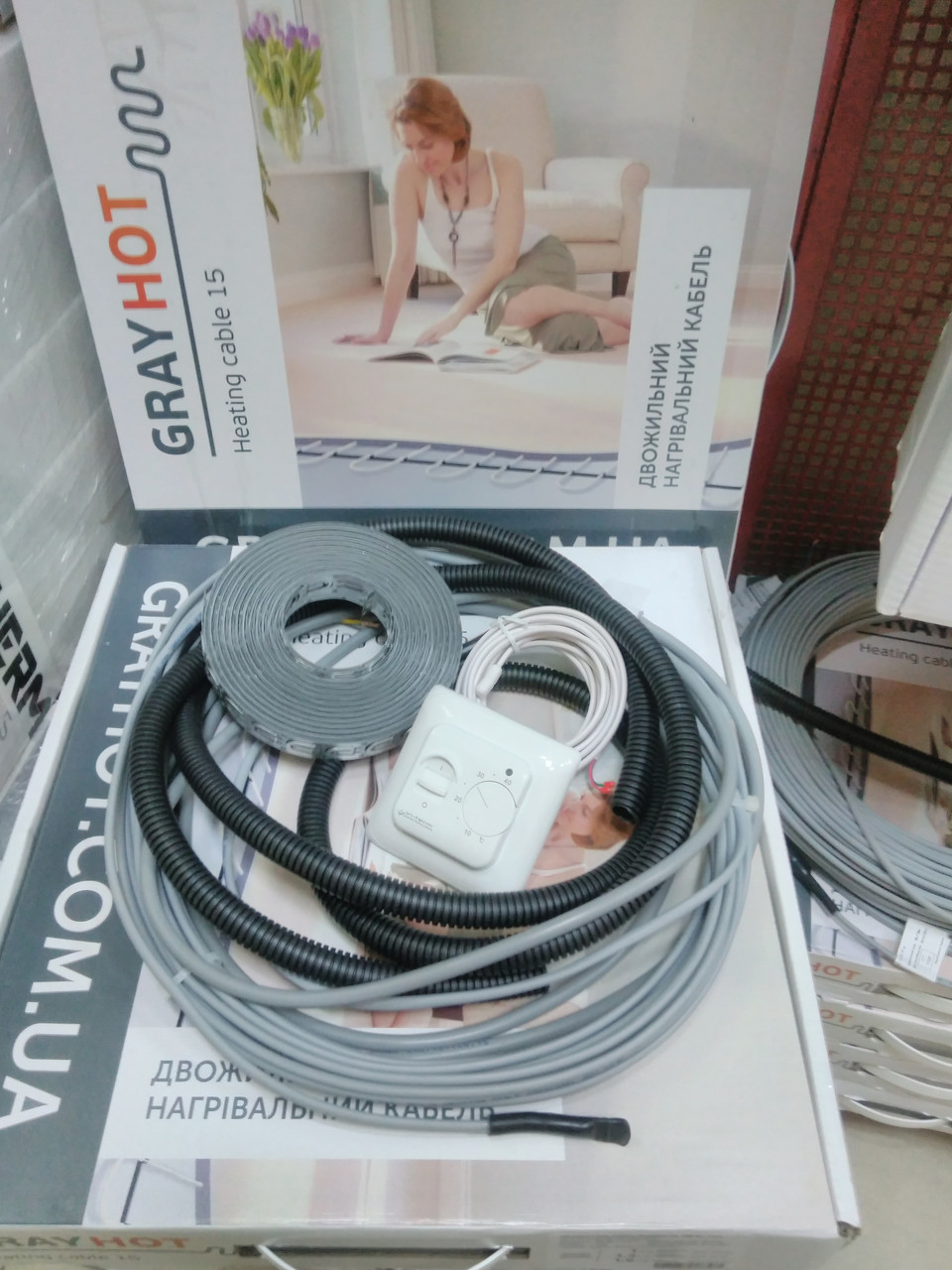 2,3m2 Тепла підлога GrayHot 2,3 м. кв + термостат з датчиком підлоги