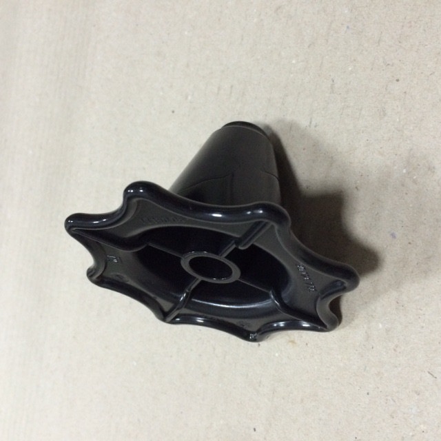 Гайка (звездочка) крепления запасного колеса (запаски) GM 1418459 ...