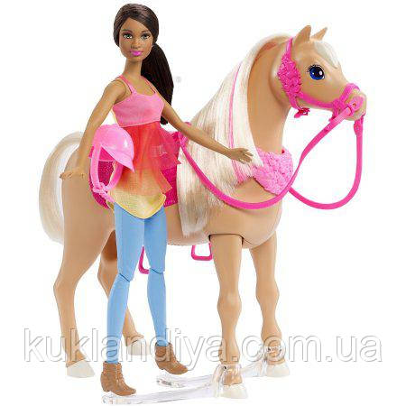 Ігровий набір Барбі та кінь Тоні — Barbie Feed & Cuddle Tawny Horse and Doll Playset