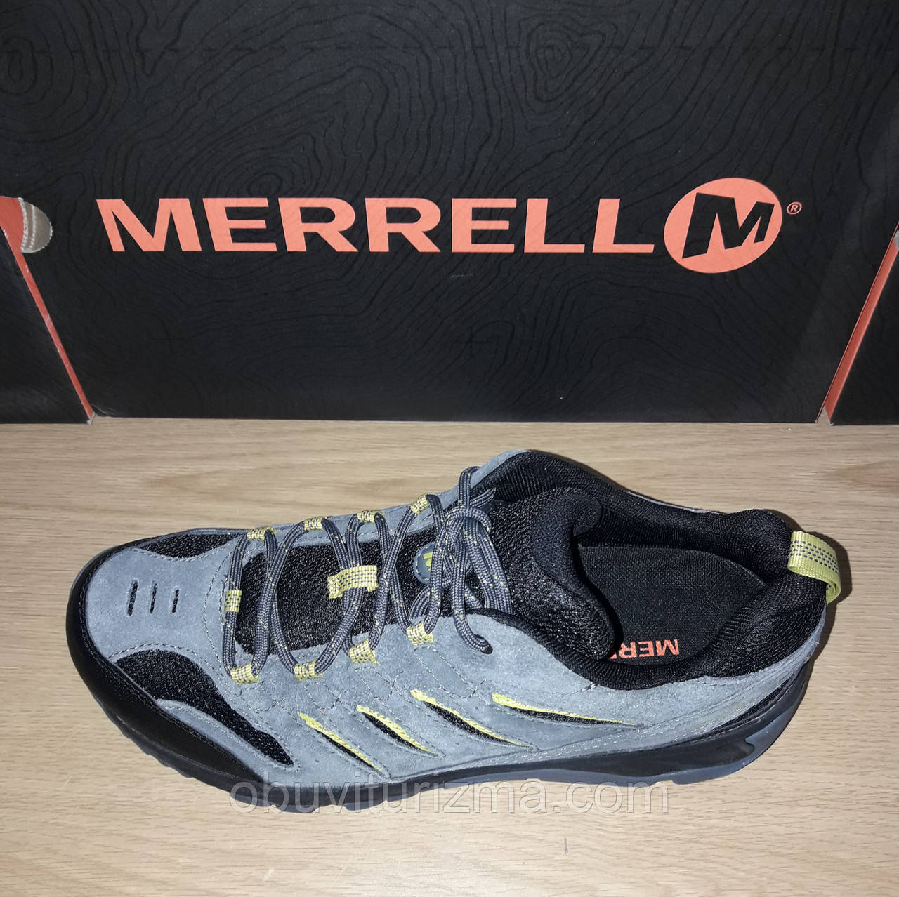 Merrell white hotsell pine vent low
