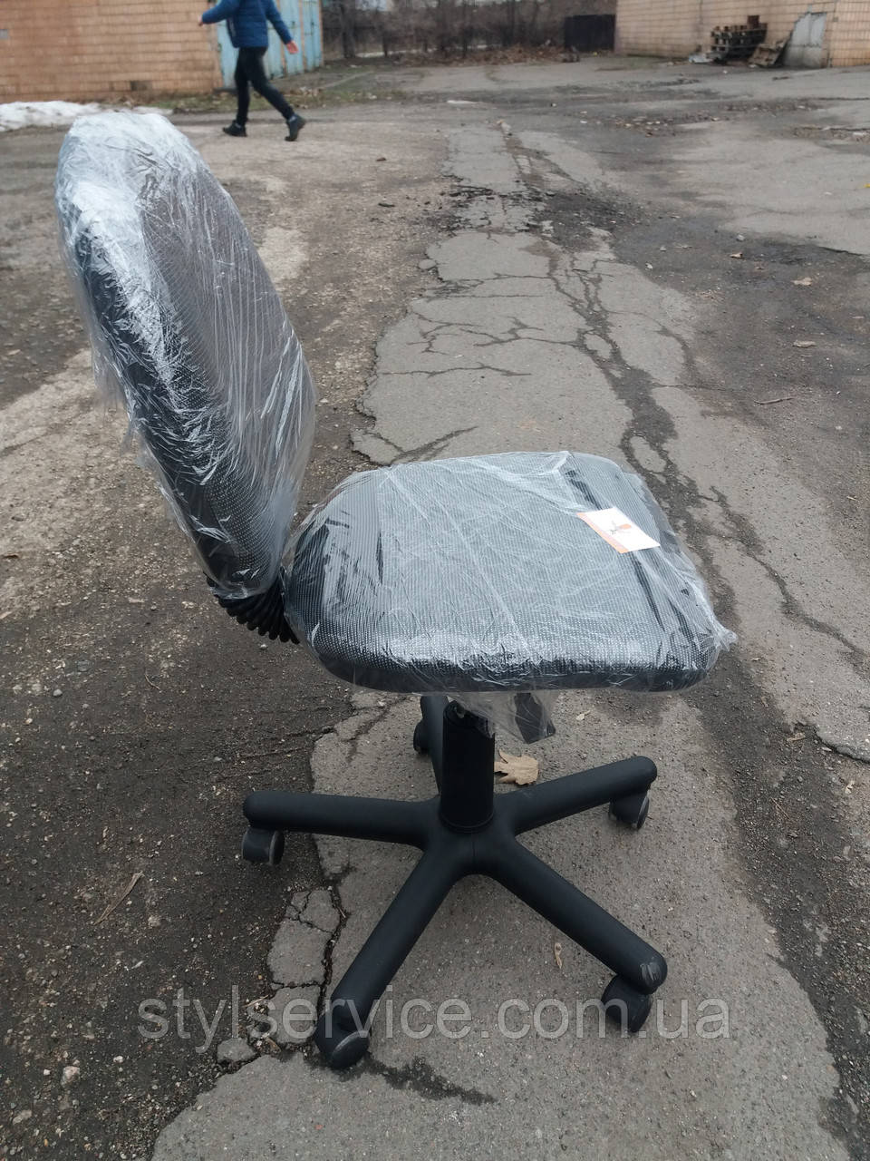 Кресло офисное б/у. Модель Регал. Цвет:серый - фото 2 - id-p655739374