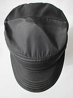 Мужская кепка немка черного цвета.