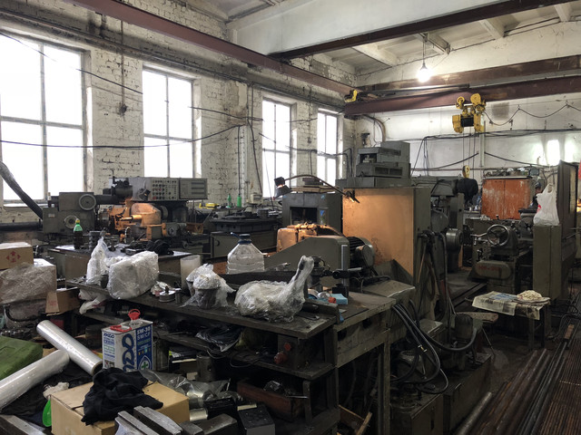 Ділянка розбирання гідравлічних насосів, моторів Гідро-Максимум Приміщення дільниці з ремонту гідравліки