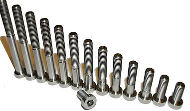 Гвинт DIN 6912 М20 з циліндричною головкою зменшеної висоти і внутрішнім шестигранником | 8.8