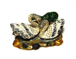 Скринька Лебеді пара з металу зі стразами