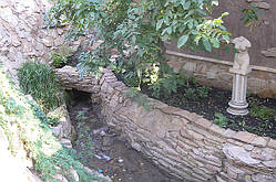 Граніт у ландшафтному дизайні в Житомірі