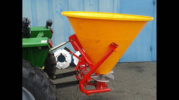 Лійка для внесення добрив