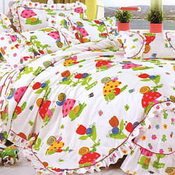 Постіль у дитяче ліжечко з оборкою