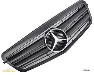 Решітка радіатора Mercedes W212 дорістайл (чорний мат)